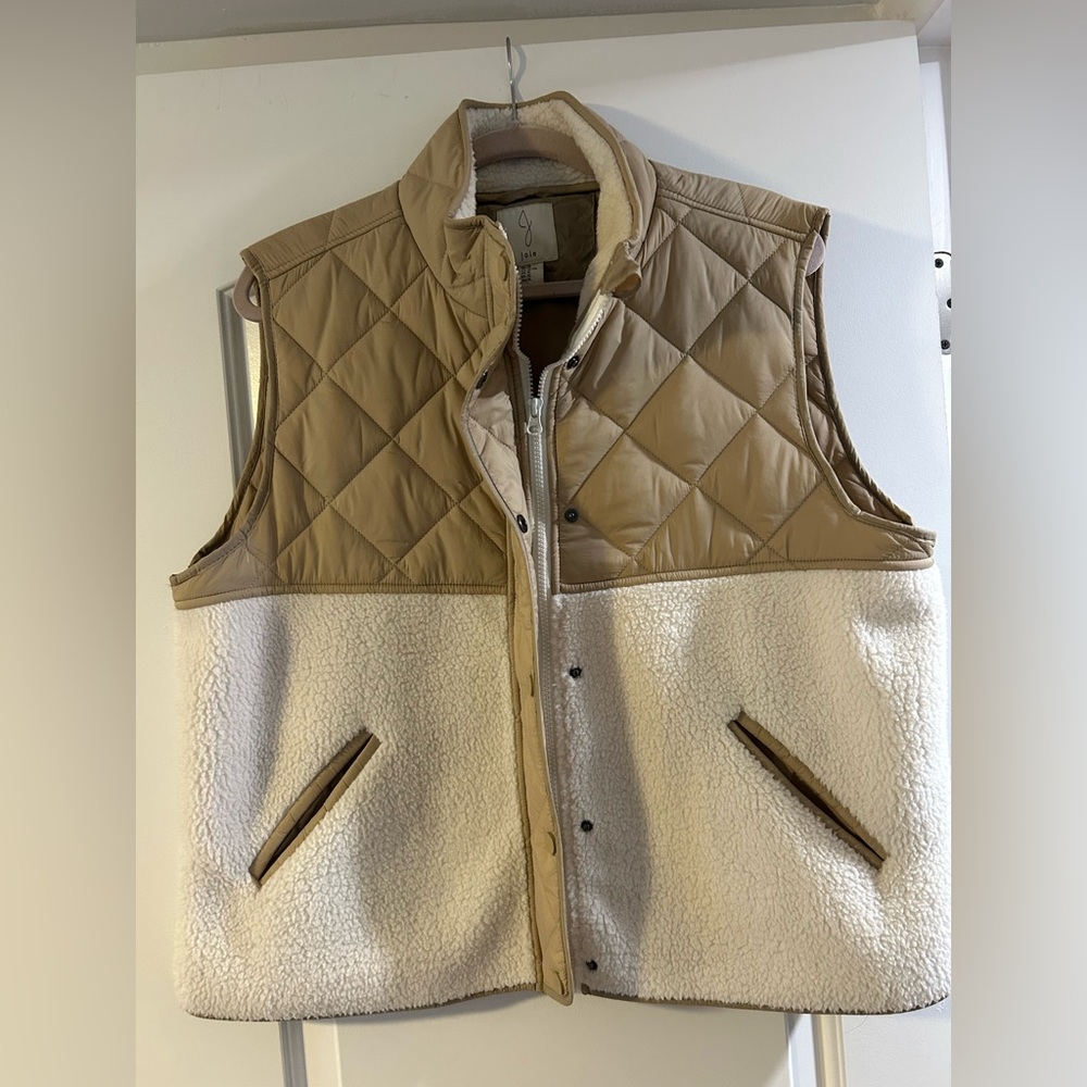 Joie fleece vest- cream/ tan XL